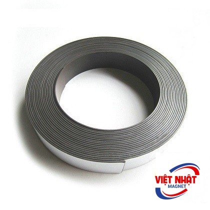 Nam châm dẻo 5cm có băng keo