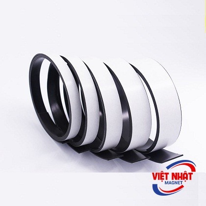 Nam châm dẻo băng keo 2 mặt dạng cuộn